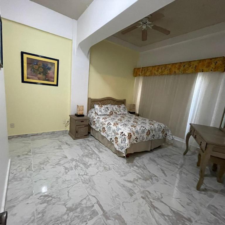 Costa Bonita Condominiums & Beach Resort - Primer planta - Two-Bedroom Apartment - 43