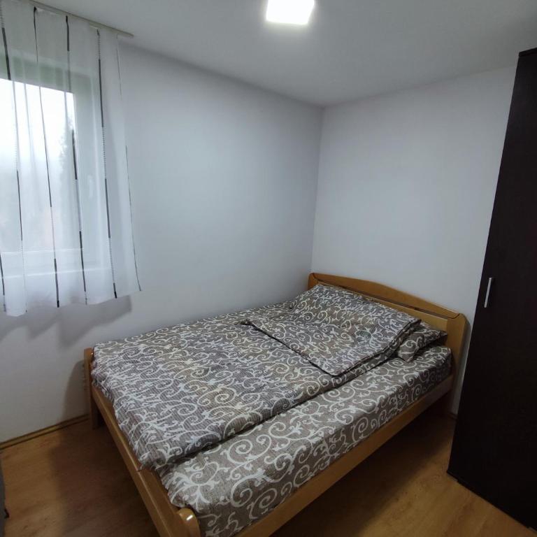Vikendica Mladenović - Kuća sa 4 Spavaće Sobe - 24