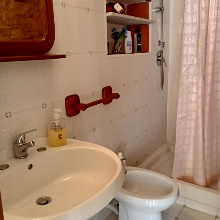 B&B Bellavista - Camera Matrimoniale con Bagno Privato - 10