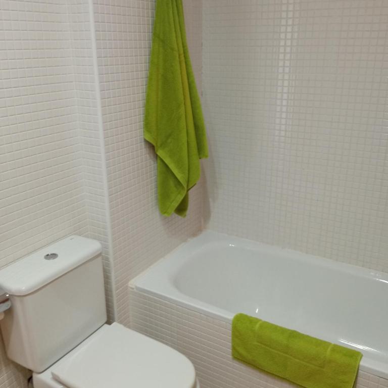 SAHARA BEACH, sunrise & mediterranean sea views - Apartamento Deluxe - 32
