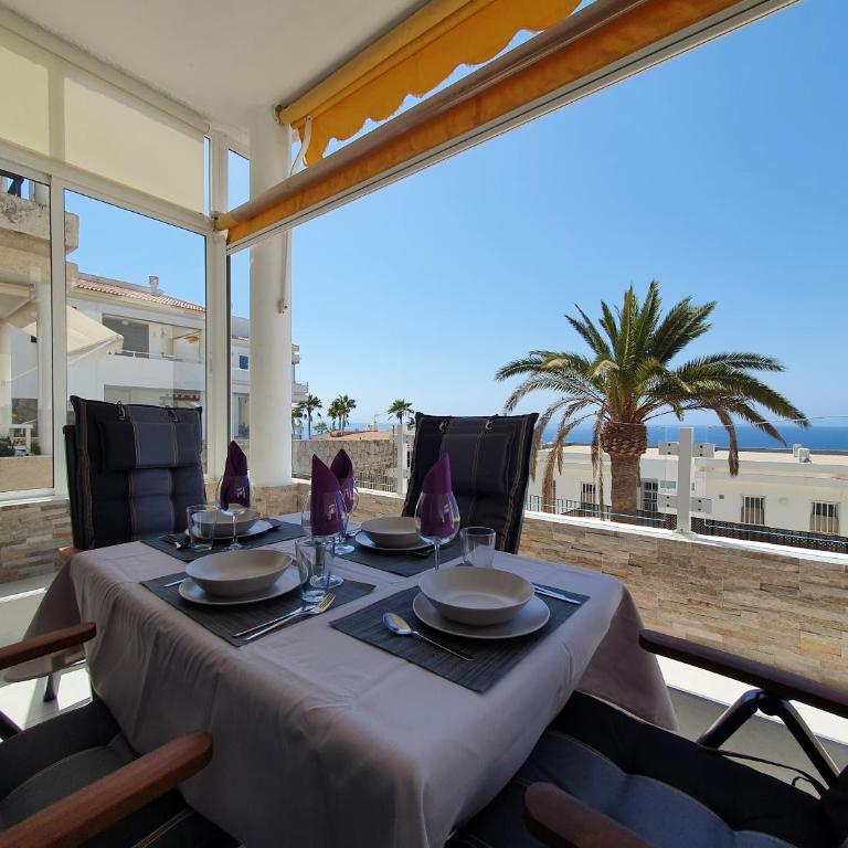 Spacious Apartment with Sea view - Apartment - 1