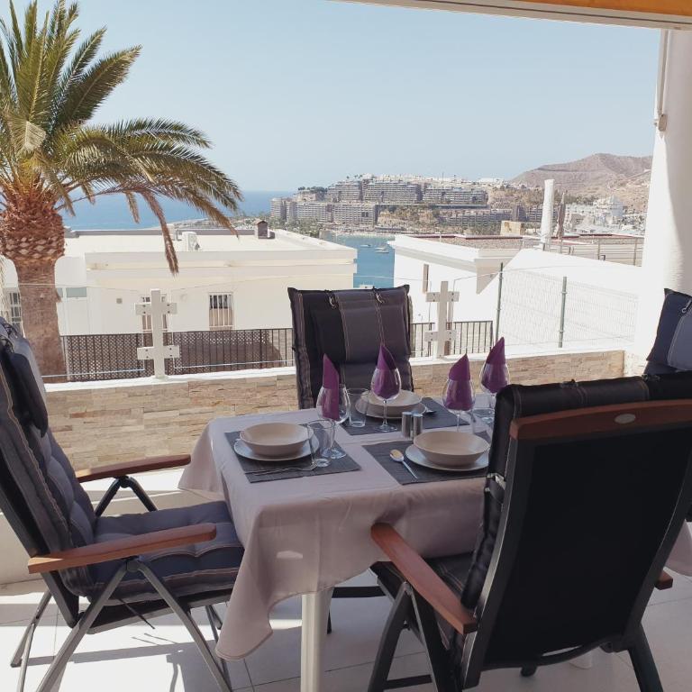Spacious Apartment with Sea view - Apartment - 55