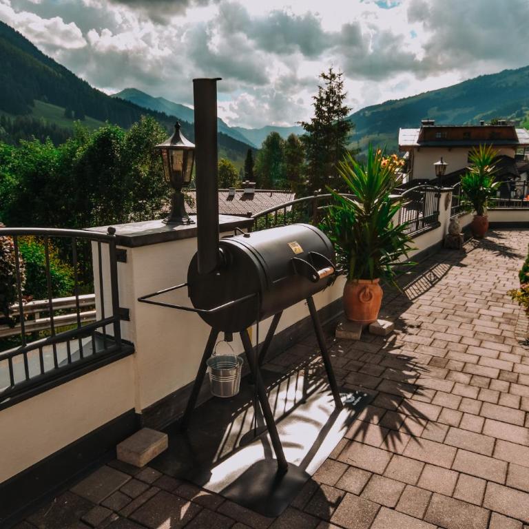 Landhaus Andrea Saalbach - JOKER Card Partner - Studio with Balcony - 11