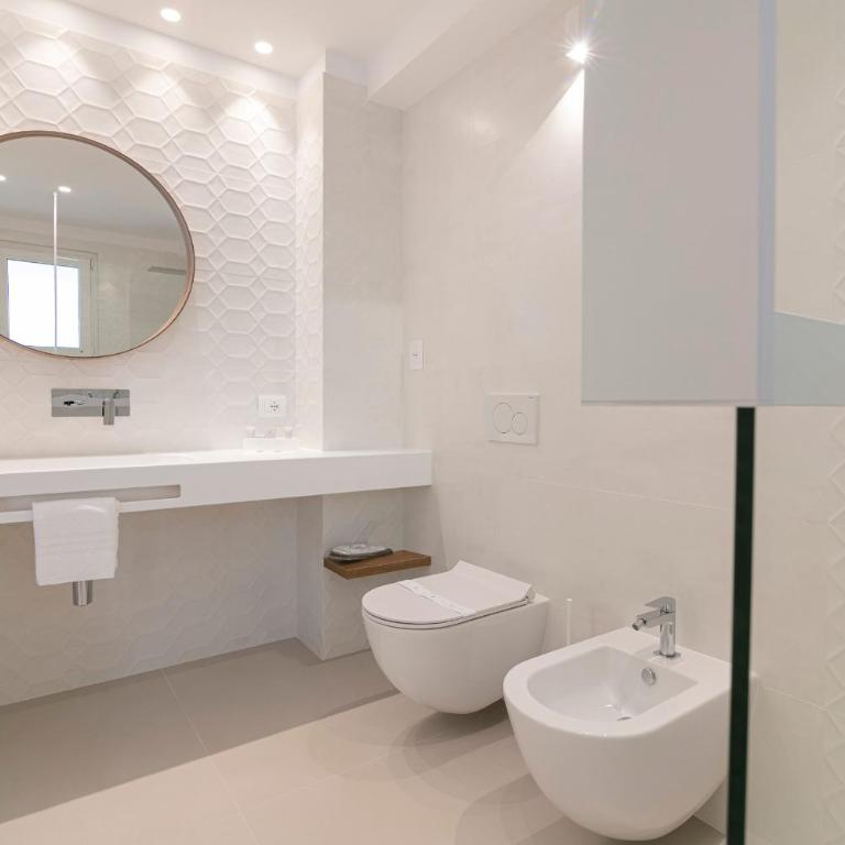 Hotel Mistral - Double Room with Terrace - 7