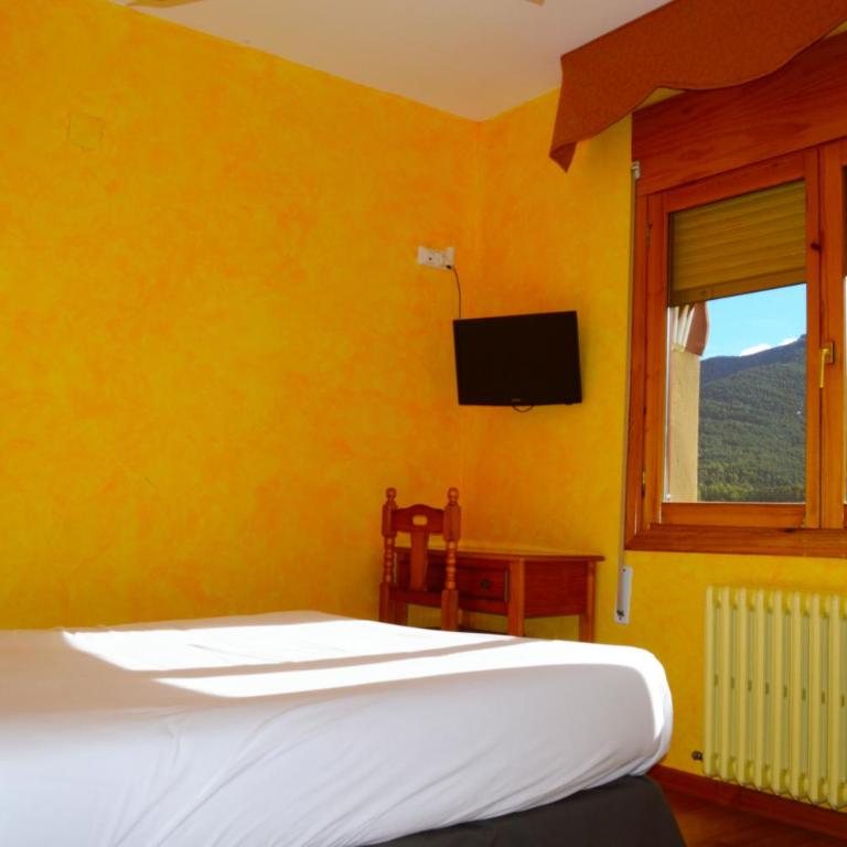 HOSTAL RIO ARA BELLOSTA by Vivere Stays - Chambre Double - 5