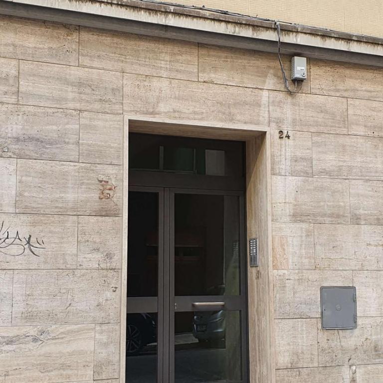 Comfy Vito Rooms with Ensuite and Parking - Bari Policlinico - Double Room with Private Bathroom - 23