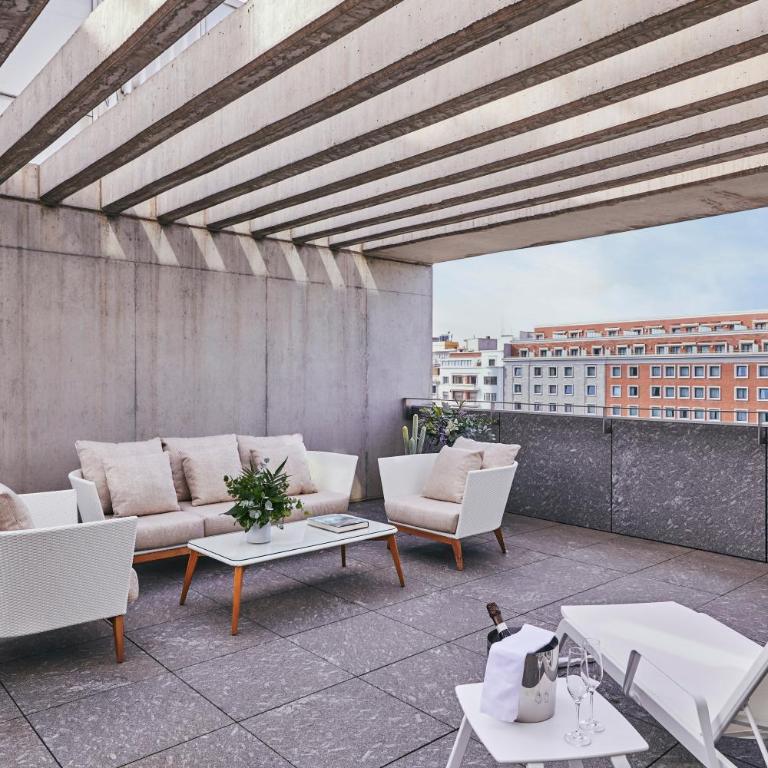 Hyatt Regency Madrid Residences - One-Bedroom Terrace Apartment - 3