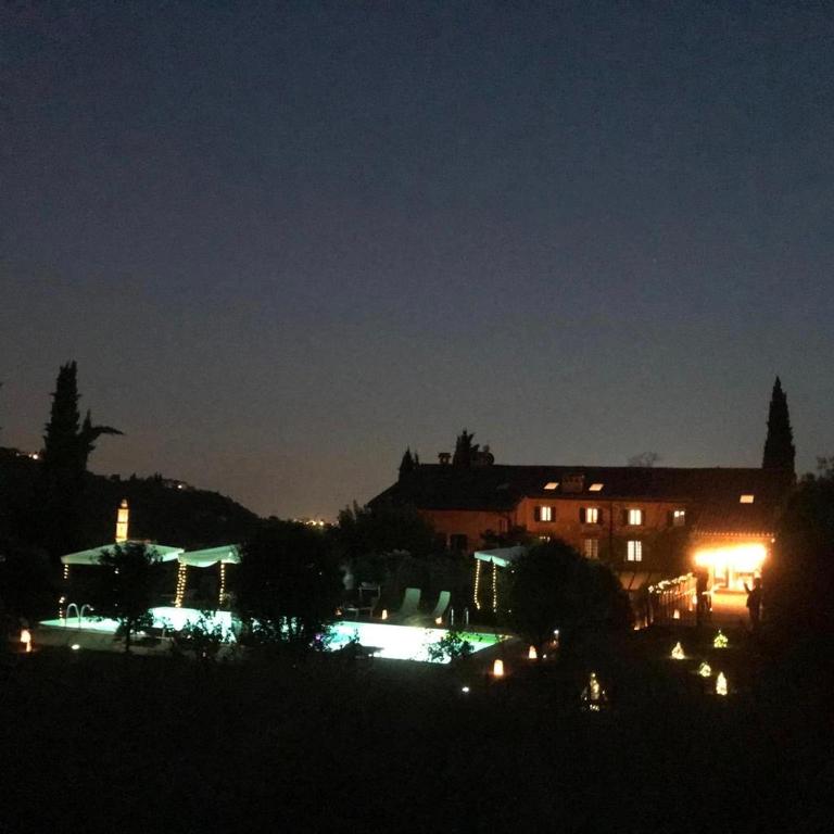 Villa Avesa - Villa - 11
