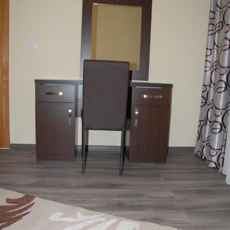 Guest House Evropa 2 - Two-Bedroom Apartment with Sea View - 19