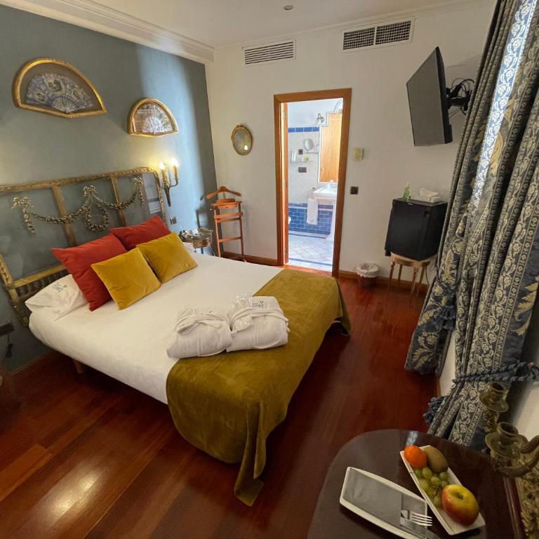 Hotel Boutique La Llave de la Judería - Deluxe Queen Room - 16