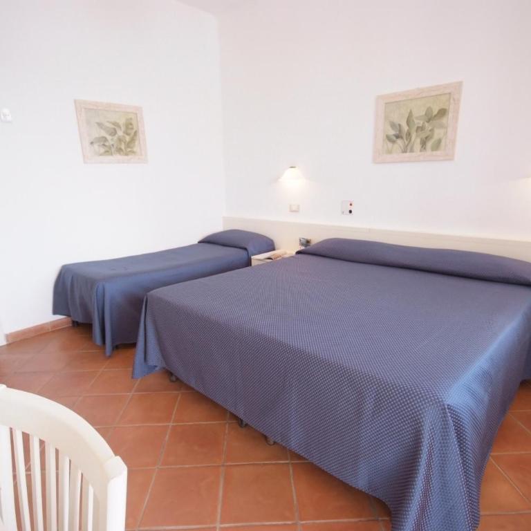 Casa Vacanze Dino - Chambre Double ou Lits Jumeaux - Vue sur Mer - 3