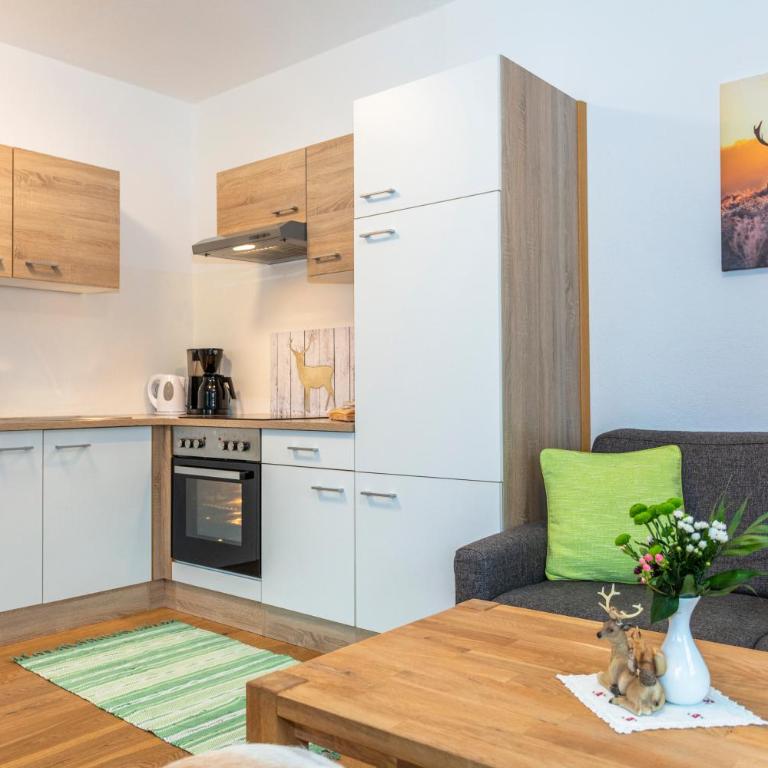 Ferienwohnungen Weberbauer - Apartment mit 1 Schlafzimmer und Balkon - 10