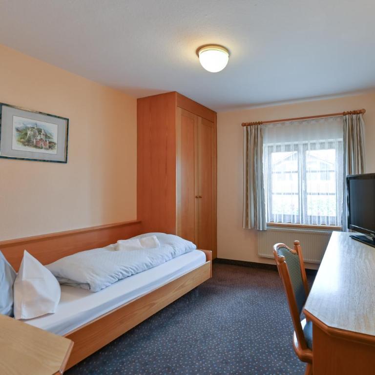 Hotel Weinbauer - Standard Einzelzimmer mit Straßenblick - 4