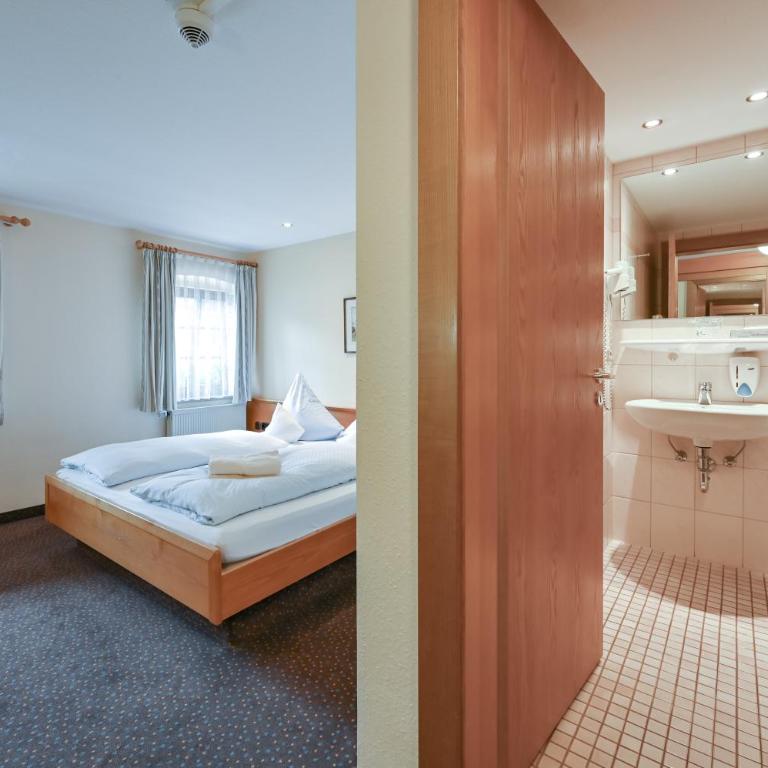 Hotel Weinbauer - Standard Doppelzimmer mit Straßenblick - 10