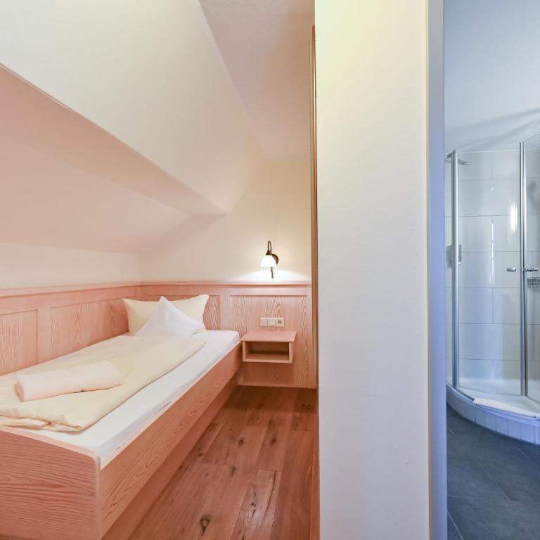 Hotel Weinbauer - Standard Einzelzimmer mit Straßenblick - 8