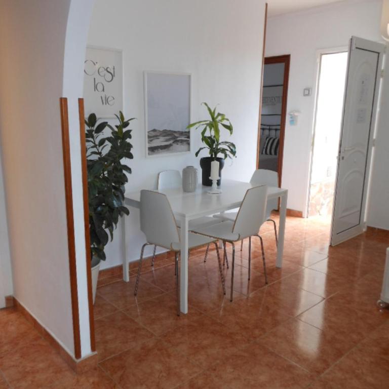 Casa Verde - Three-Bedroom House - 30