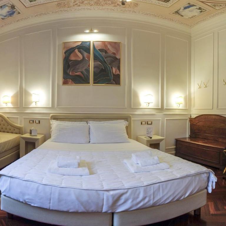 Navona Central Suites - Suite Superior con Vasca Idromassaggio e Sauna a Vapore - 15