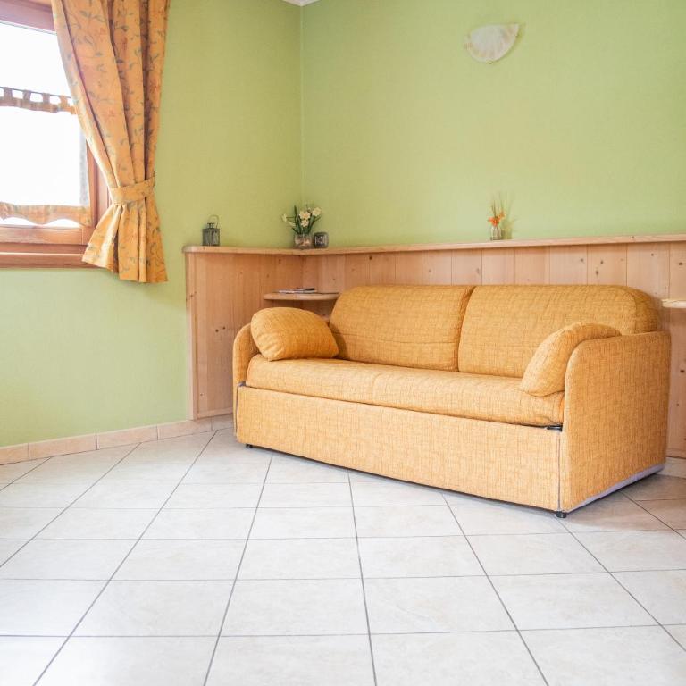 Chalet Sisters - Appartamento con Balcone - 13