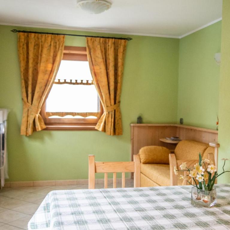 Chalet Sisters - Appartamento con Balcone - 14