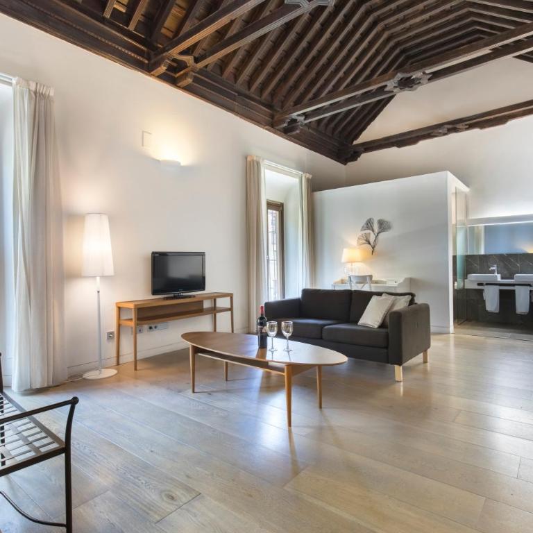 Shine Albayzín - Suite with Alhambra View - 25