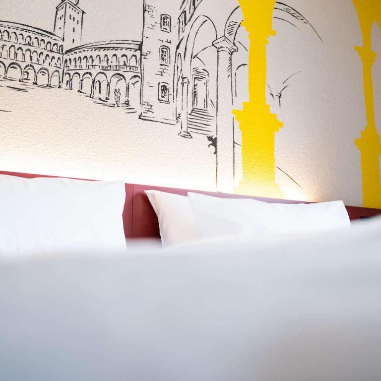 Boutique Hotel Stockalperhof - Roof Double Room with Balcony - 5