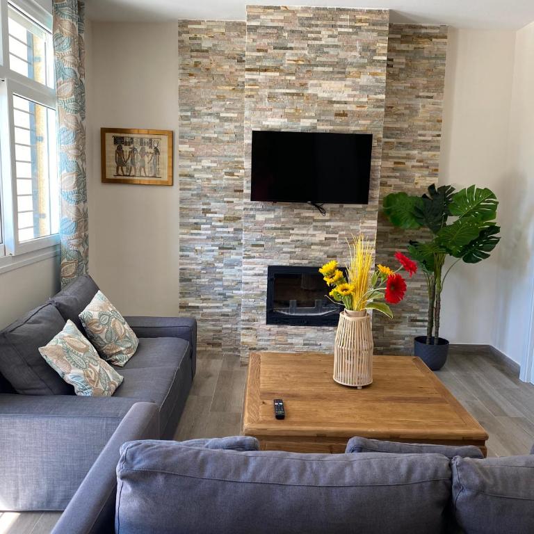 Duplex de lujo en la playa , jacuzzy, piscina, chimenea y padel - Duplex Apartment - 91