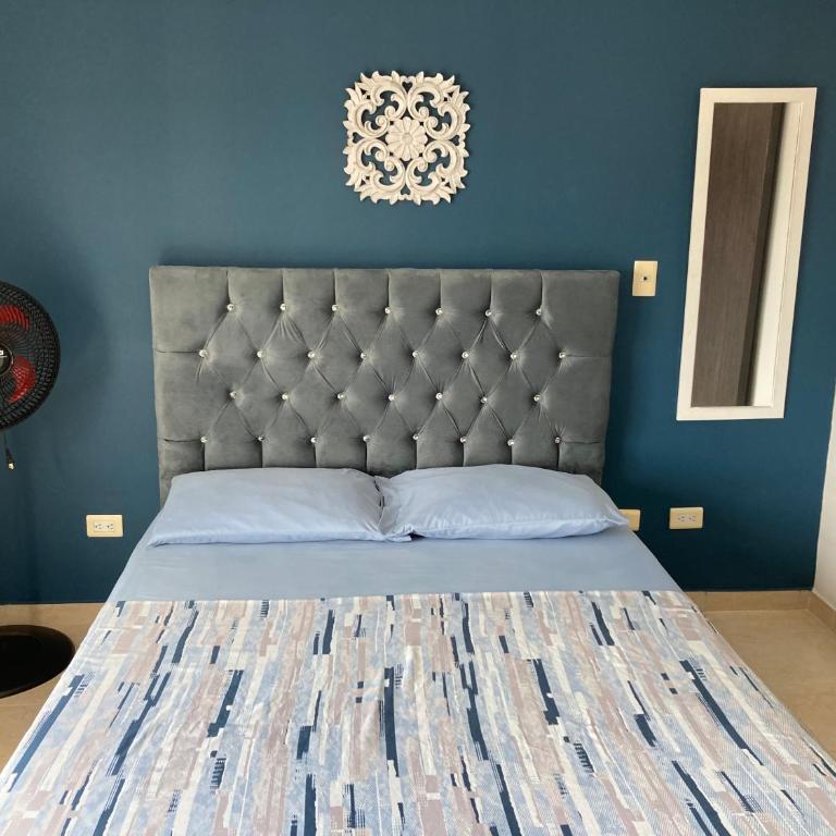 Aparta- Estudio Amoblado - Apartamento de 1 dormitorio - 1