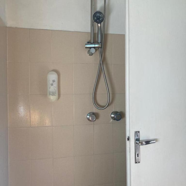 Hotel Villa Sorci - Camera Quadrupla con Bagno Privato - 4