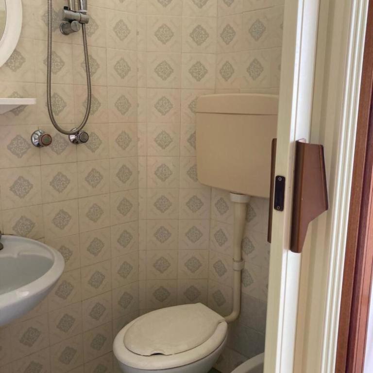 Hotel Villa Sorci - Camera Matrimoniale/Doppia con Letti Singoli con Bagno Privato - 3