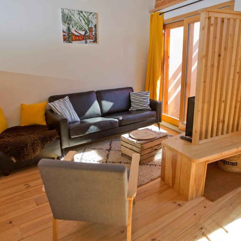 Petit Chalet Montagne - Maison 2 Chambres - 10
