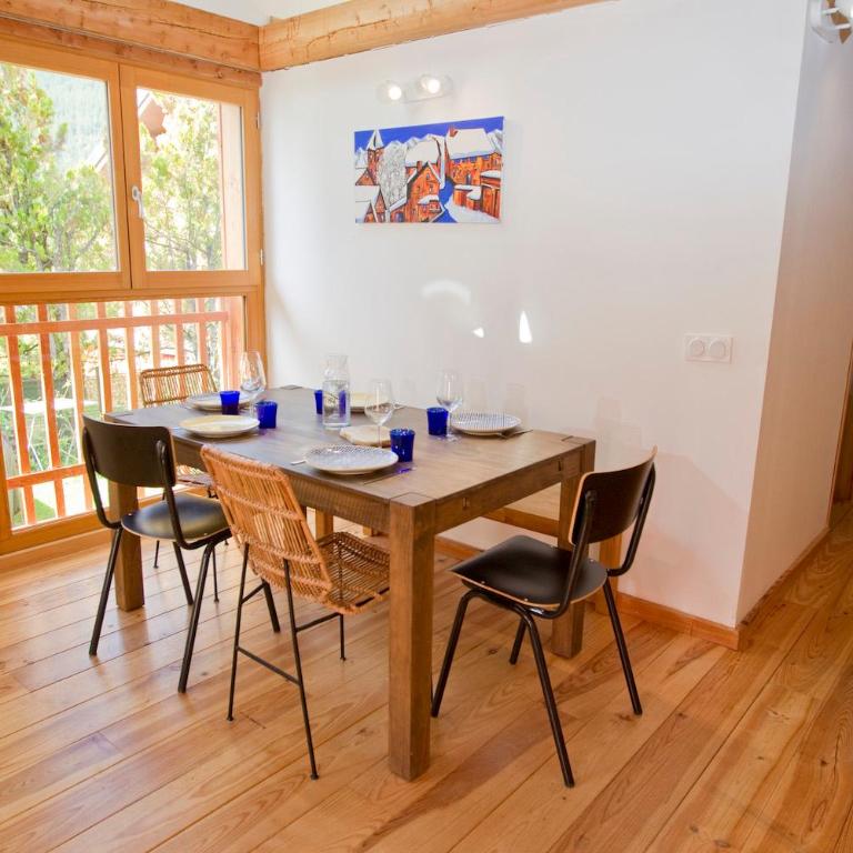 Petit Chalet Montagne - Maison 2 Chambres - 7