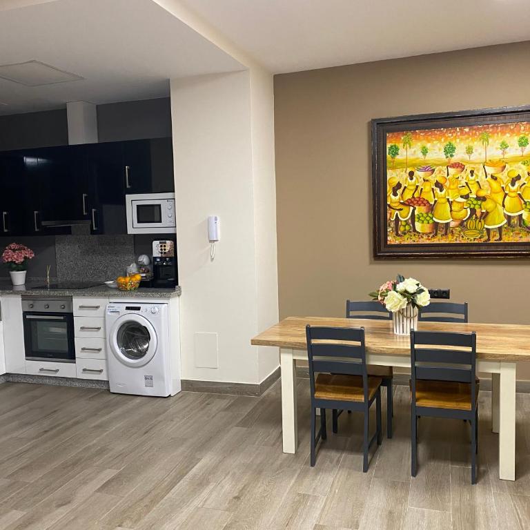 Duplex de lujo en la playa , jacuzzy, piscina, chimenea y padel - Duplex Apartment - 57