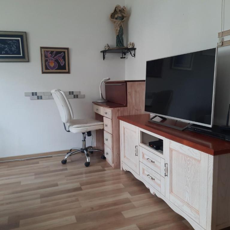 MODERN APARTMENT - BUDVA center-parking - Two-Bedroom Apartment - 1