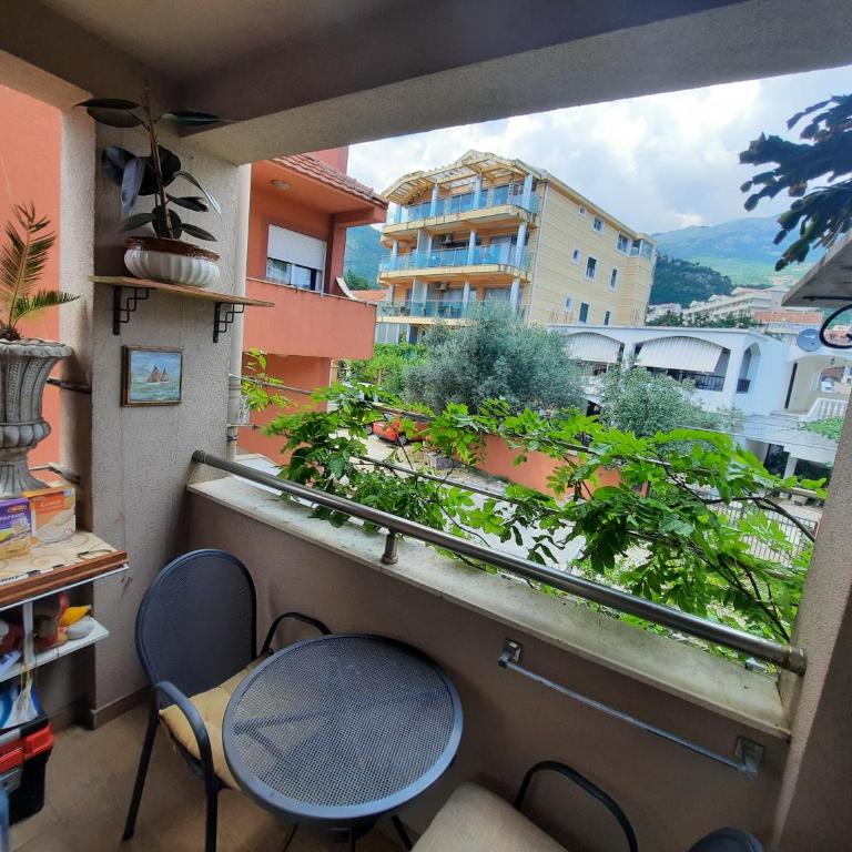 MODERN APARTMENT - BUDVA center-parking - Two-Bedroom Apartment - 13