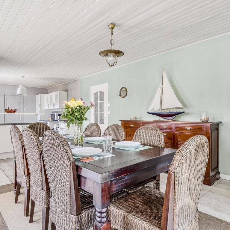 Maison avec piscine pour 6 personnes - Maison de Vacances - 11