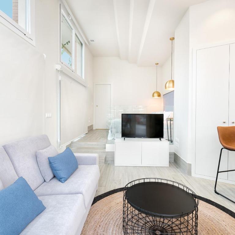 iloftmalaga Estación Central - Loft Studio, Calle Edward Elgar 4 - 1