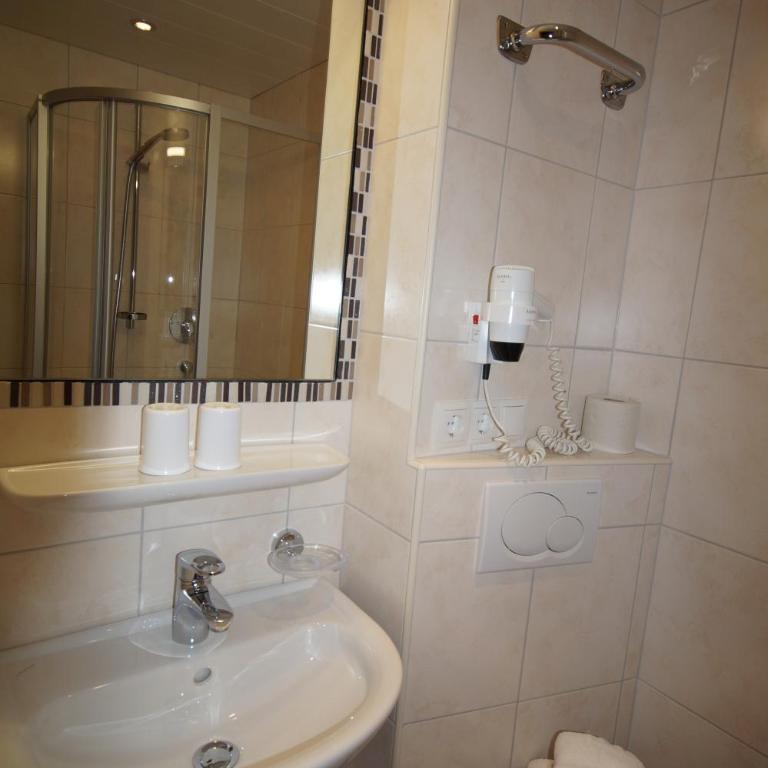 Appartement Gästehaus Aloisia - Apartment mit 2 Schlafzimmern und Balkon - 24