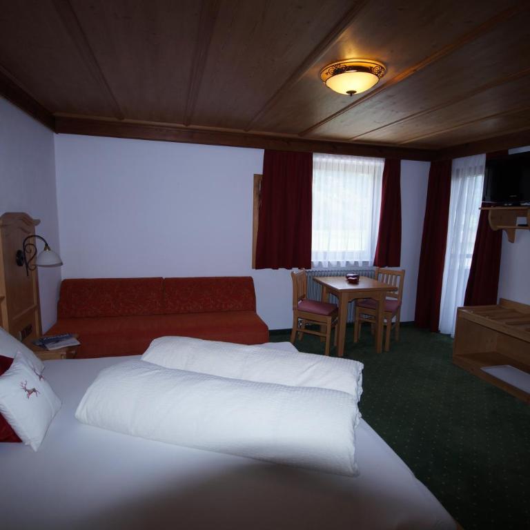Appartement Gästehaus Aloisia - Apartment mit 3 Schlafzimmern und Balkon - 20