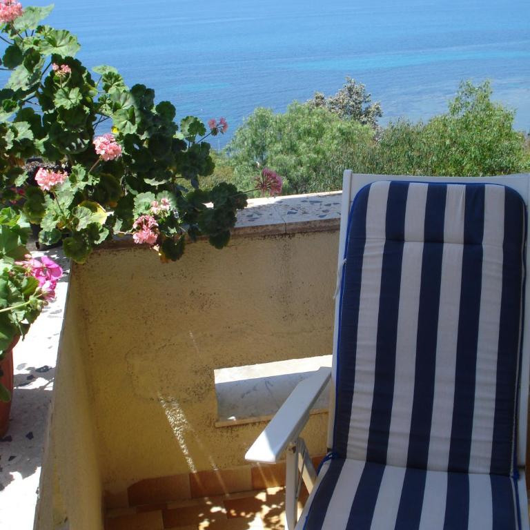 Villa Aurea - Three-Bedroom House With Sea View - 17