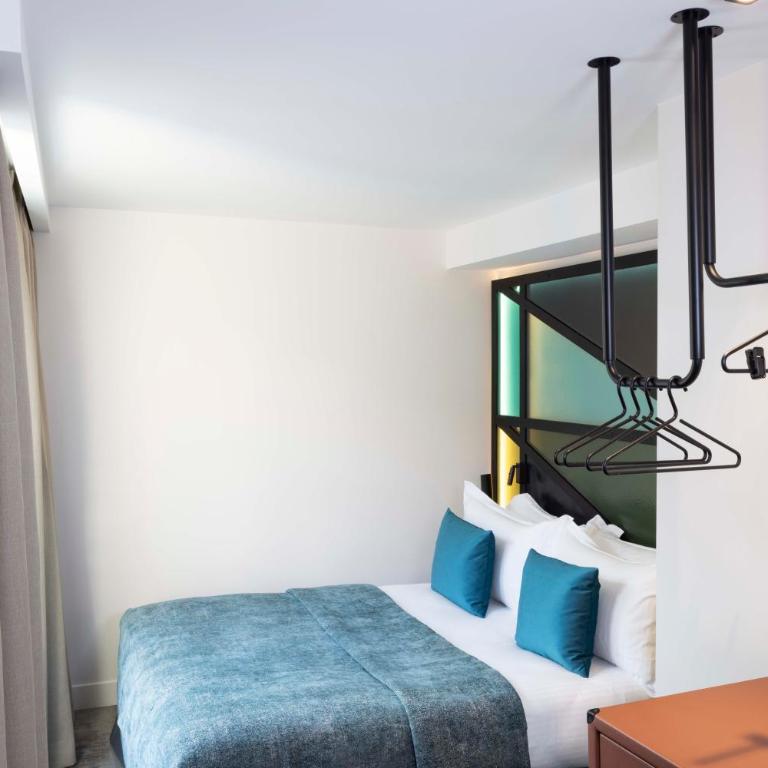 Le 12 Hôtel - Chambre Double avec Balcon - 5