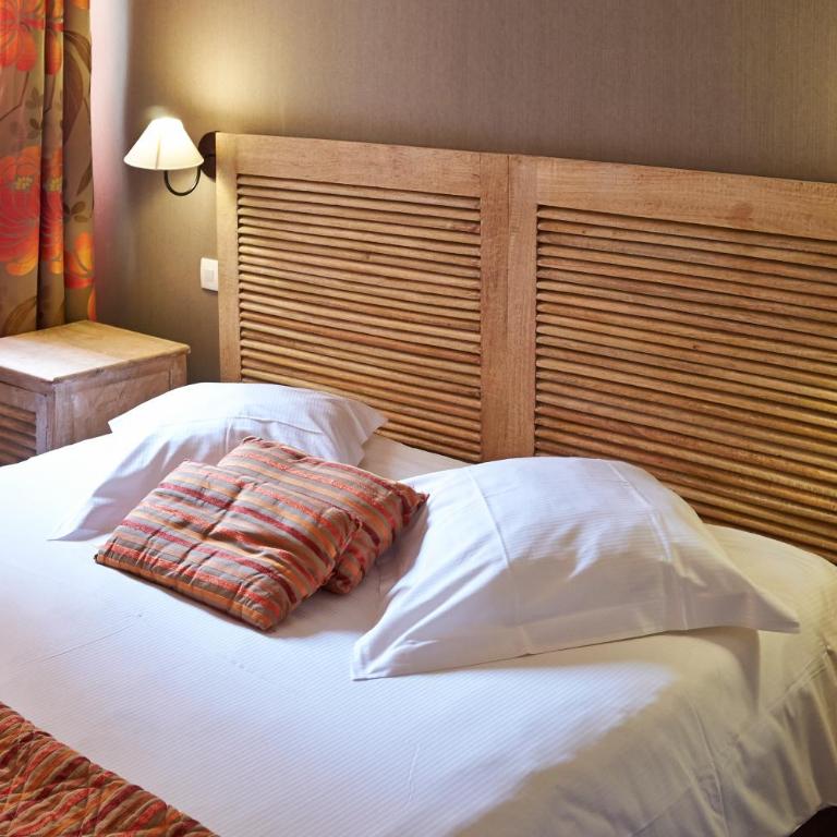 Almoria Hôtel & SPA - Chambre Standard - Vue sur la Rue - 4
