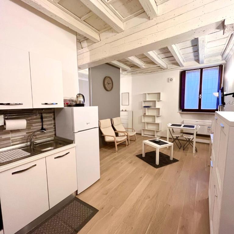 RESIDENZA SERENA SUITE-Centro Storico - Appartamento Deluxe - 11