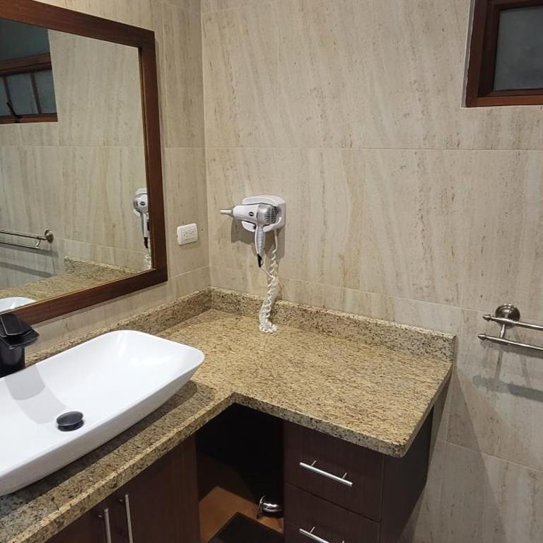 Hosteria Santa Ana - King Suite - 4