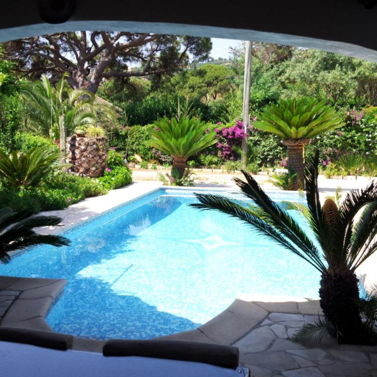 Villa Provençale â Sainte Maxime, Golf de Saint Tropez - Villa mit Meerblick - 13
