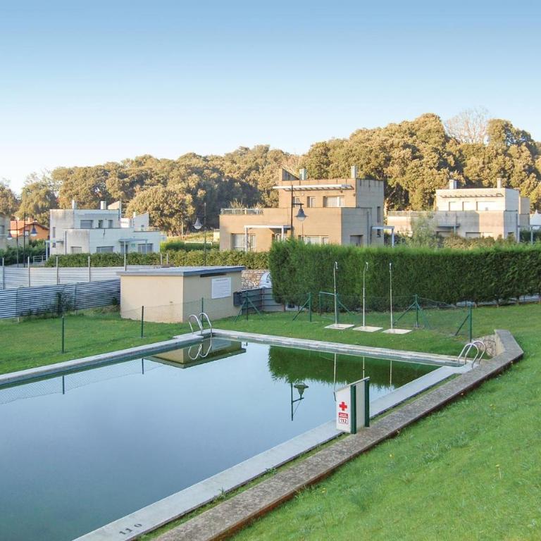 2 Bedroom Cozy Apartment In Llanes - Two-Bedroom Apartment - 1