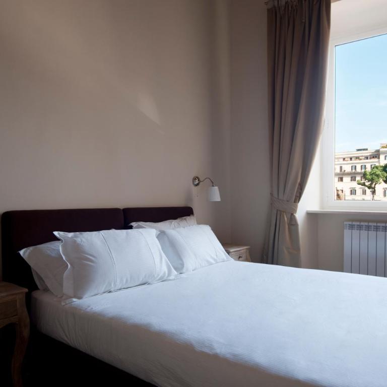 Little Queen Suite - Camera Tripla con Vista Città - 12