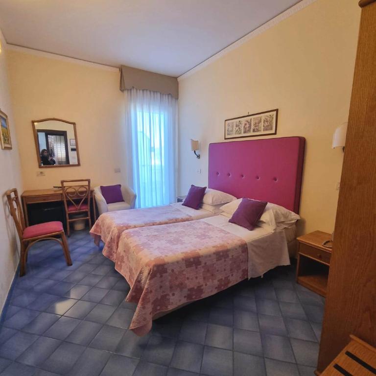 Hotel Girasole - Camera Matrimoniale/Doppia con Letti Singoli con Vista Giardino - 2