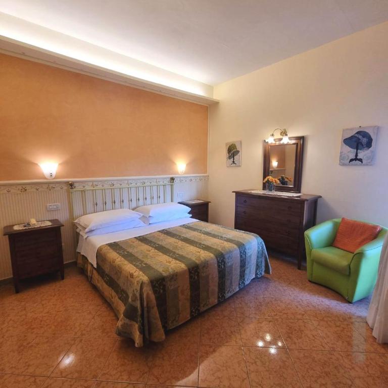 Hotel Girasole - Camera Matrimoniale/Doppia con Letti Singoli con Vista Giardino - 5