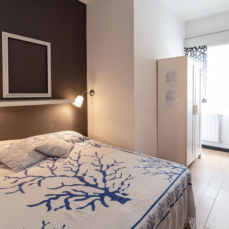 B&B Montecarlo - Camera Matrimoniale/Doppia con Letti Singoli con Bagno Privato Esterno - 2