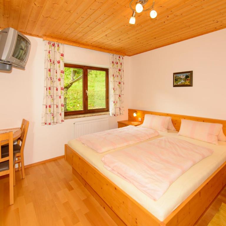 Schrahlehen - Doppelzimmer mit eigenem Bad - 1
